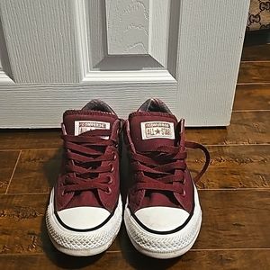 Burgundy special edition converse size 6.5